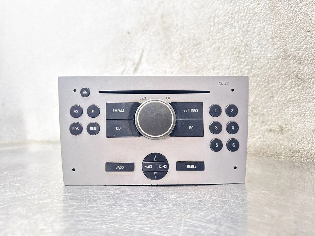 Radio/CD/DVD/GPS head unit 13190855