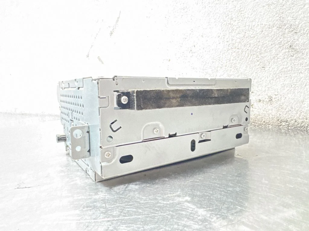 Radio/CD/DVD atskaņotājs/navigācija 31260544AA