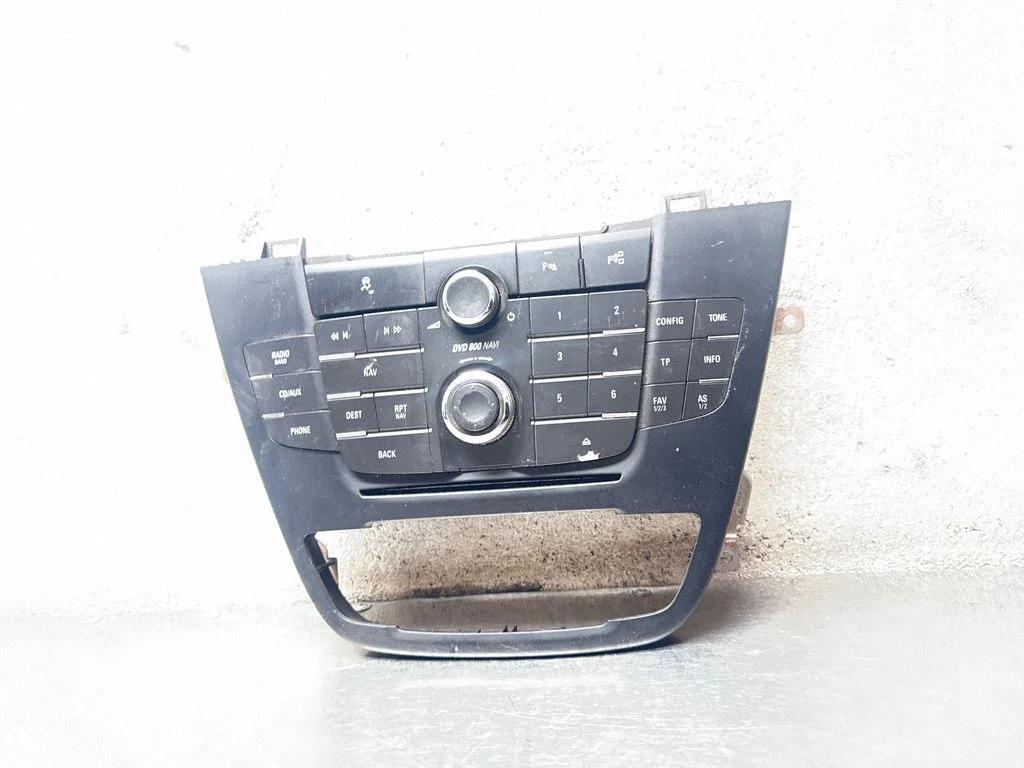 Radio/CD/DVD/GPS head unit 13273256