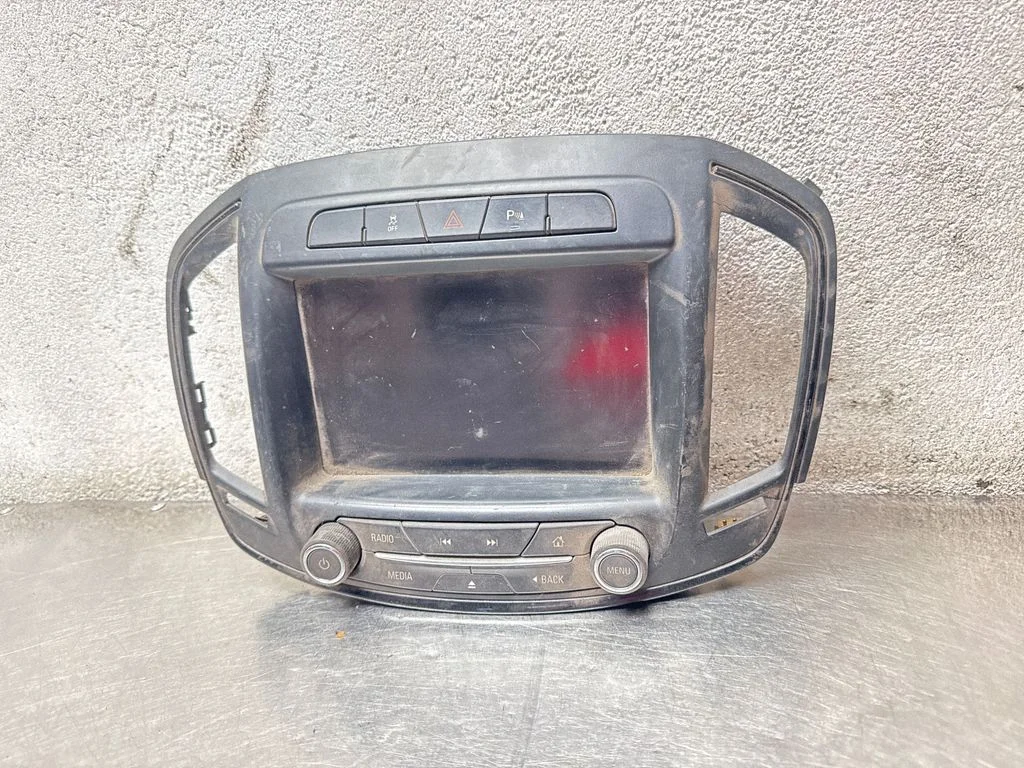Radio/CD/DVD/GPS head unit 90924576