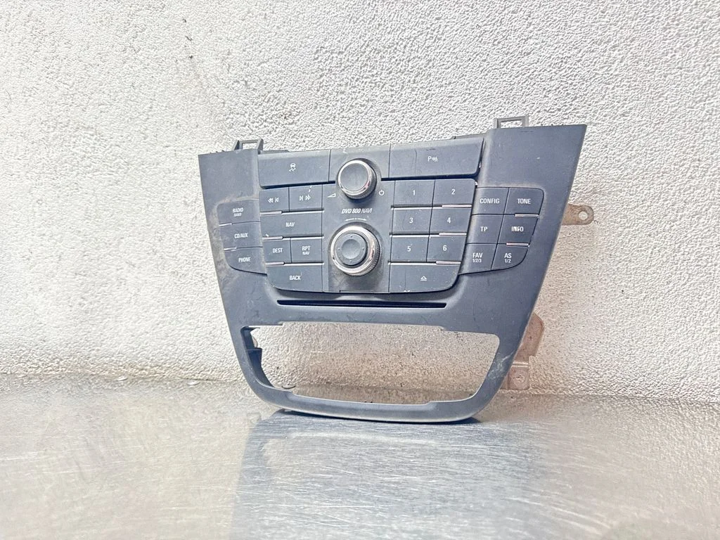 Radio/CD/DVD/GPS head unit 13273256