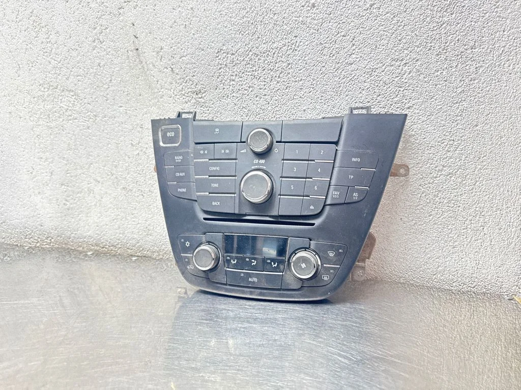 Radio/CD/DVD/GPS head unit 13321292