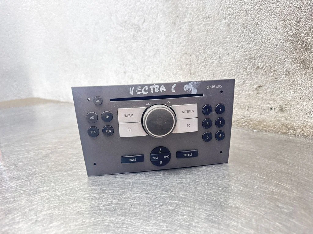 Radio/CD/DVD/GPS head unit 13188479