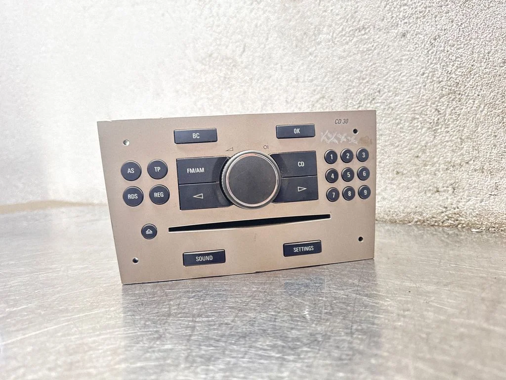 Radio, odtwarzacz CD/DVD, nawigacja 497316088