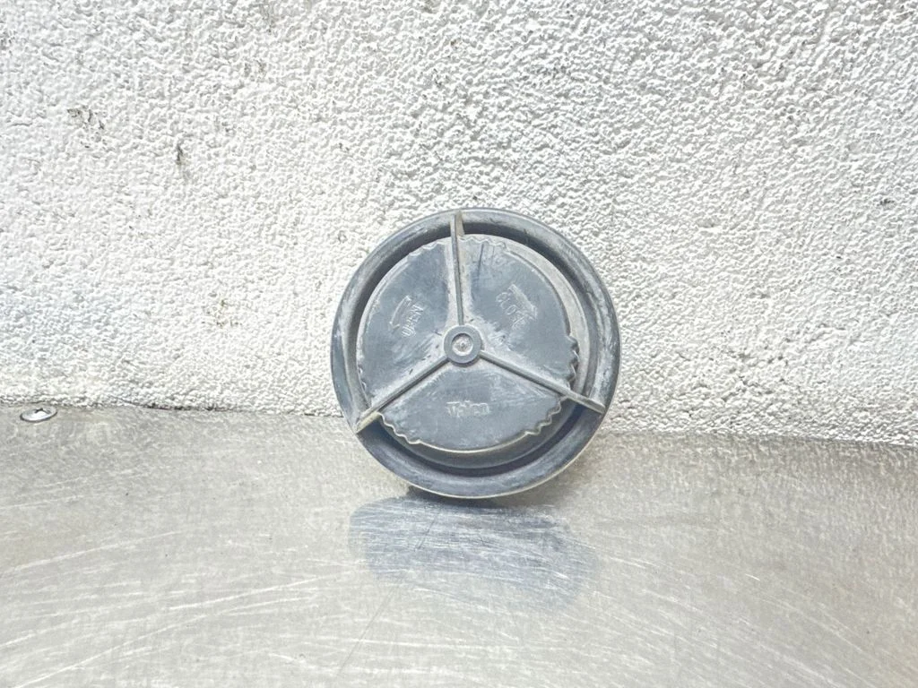 Esitule tolmukate – Opel Corsa D (2006-2014)