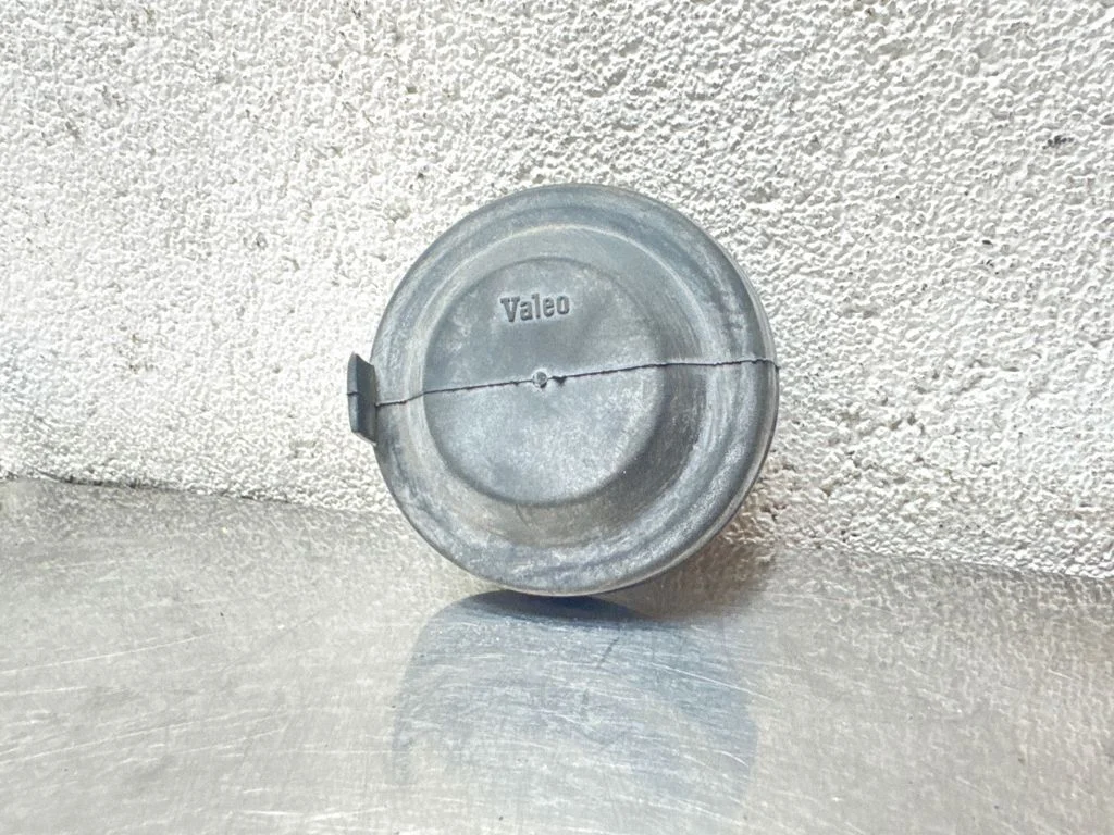 Esitule tolmukate – Opel Vectra C (2002-2005)