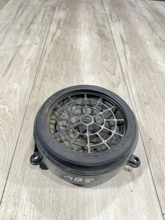 Rear door speaker – Mercedes-Benz C-Class W203 (2000-2007)