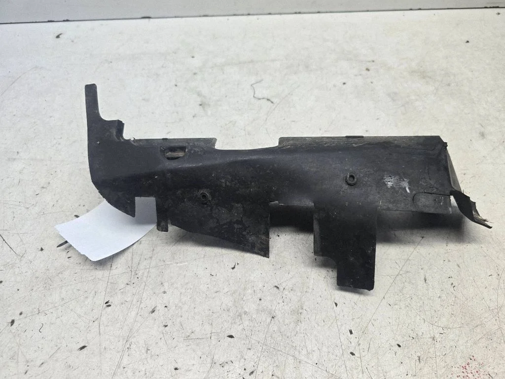 Intercooler air guide/duct channel 8D0121283B