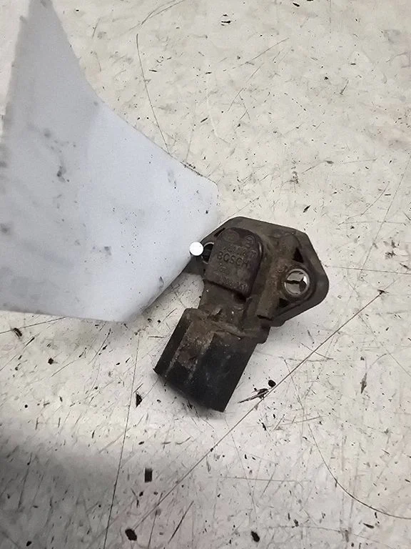 Air pressure sensor 038906051