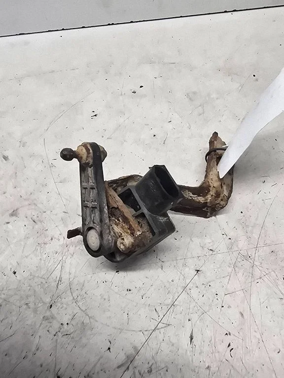 Headlight/headlamp level sensor 0837596