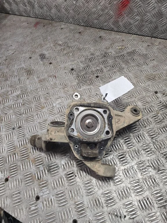 Rear wheel hub spindle/knuckle – Volvo S80 (1999-2003)