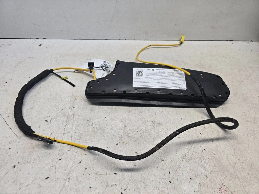Seat airbag 4F0880242E