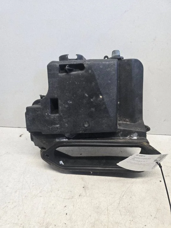 Fuse box cover – Audi A4 S4 B5 8D (1994-1999)