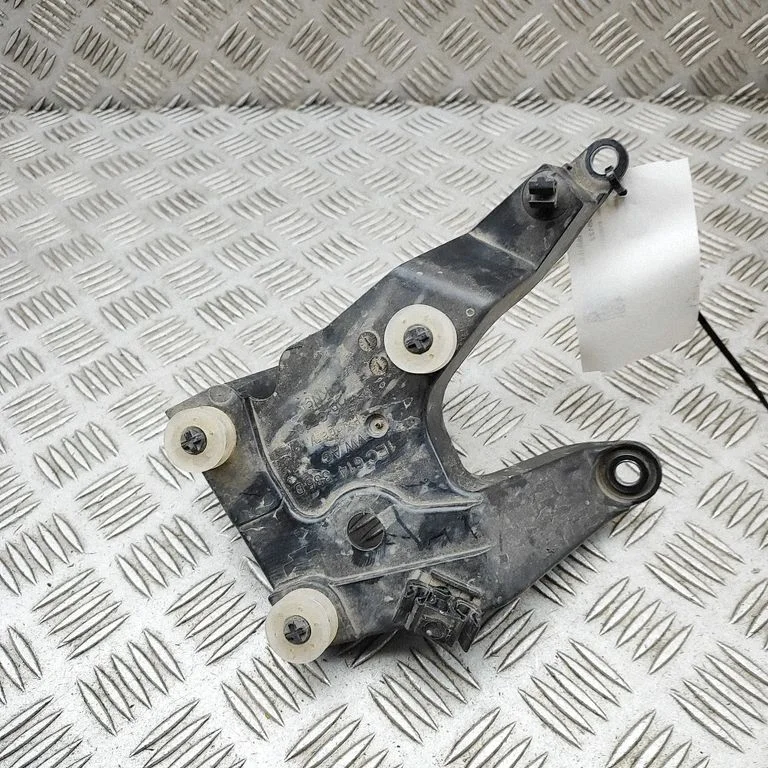 Wspornik pompy ABS – Audi Q4 e-tron (2021-)