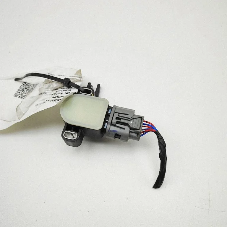 Brake pedal sensor switch 6132894M00
