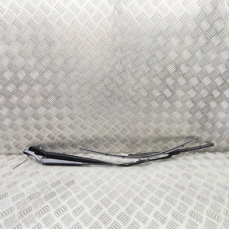 Windshield/front glass wiper blade PZ3117526BA