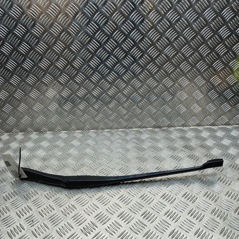 Priekšējā stikla tīrītāja svira 9463872