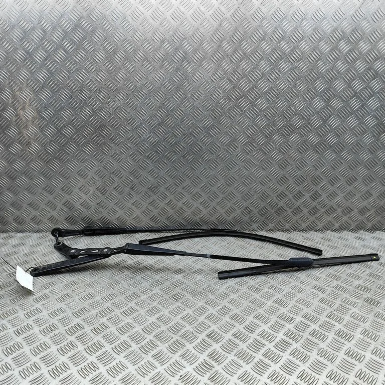 Priekšējā stikla tīrītājs A2978204600
