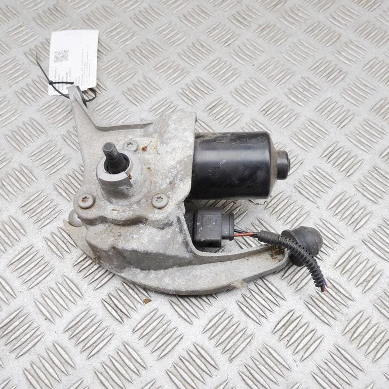 Tīrītāju motoriņš W000038430