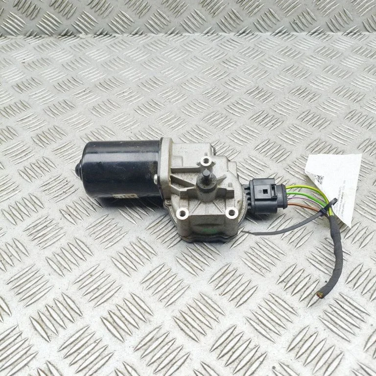 Tīrītāju motoriņš 443122431017