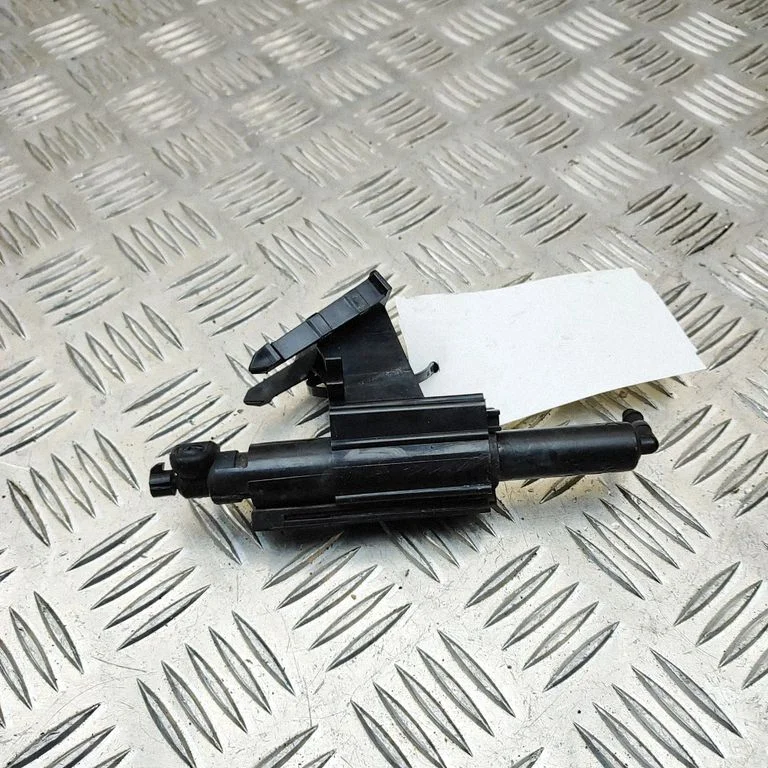 Lukturu apskalošanas sprausla(-s) F1EB13L014AA