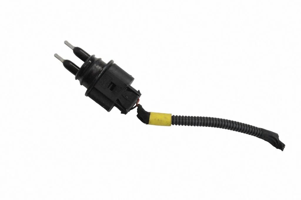 Windshield washer fluid level sensor 7M0919376