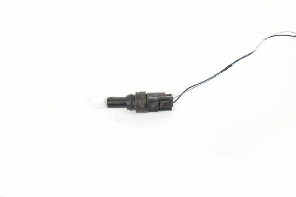 Windshield washer fluid level sensor 0023935