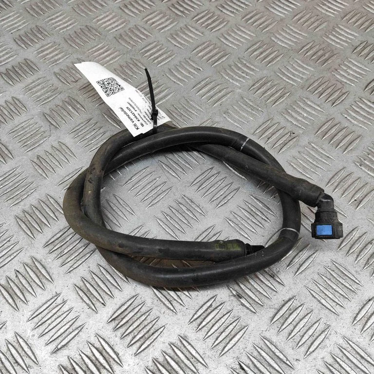 Tulepesuvedeliku voolik(ud) 4M0955667