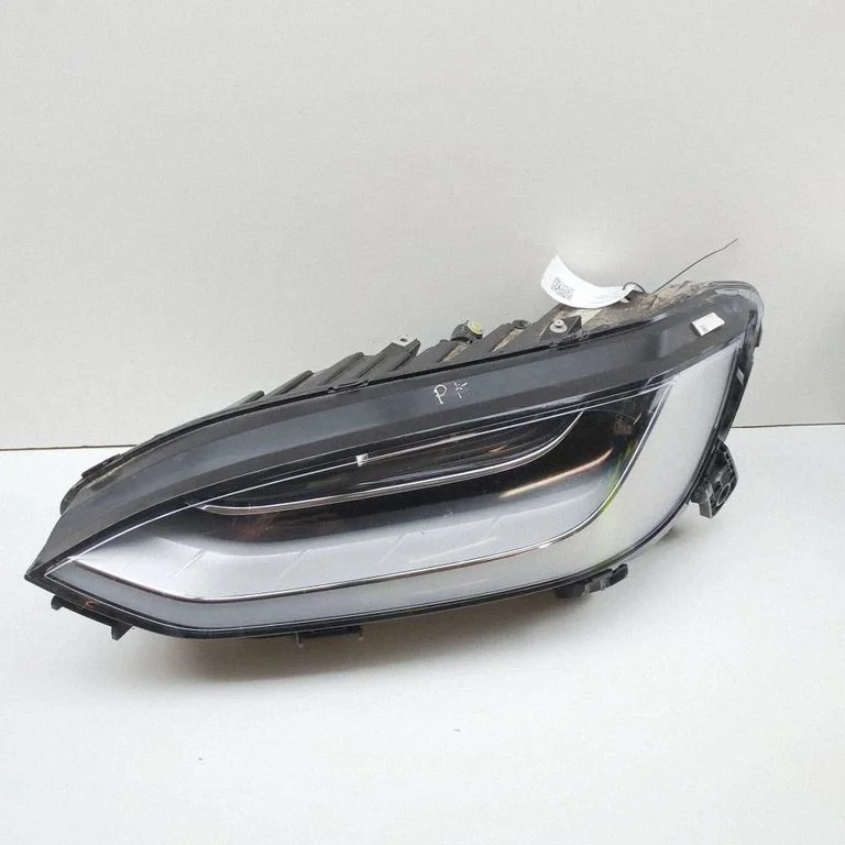Headlight/headlamp 103432200E