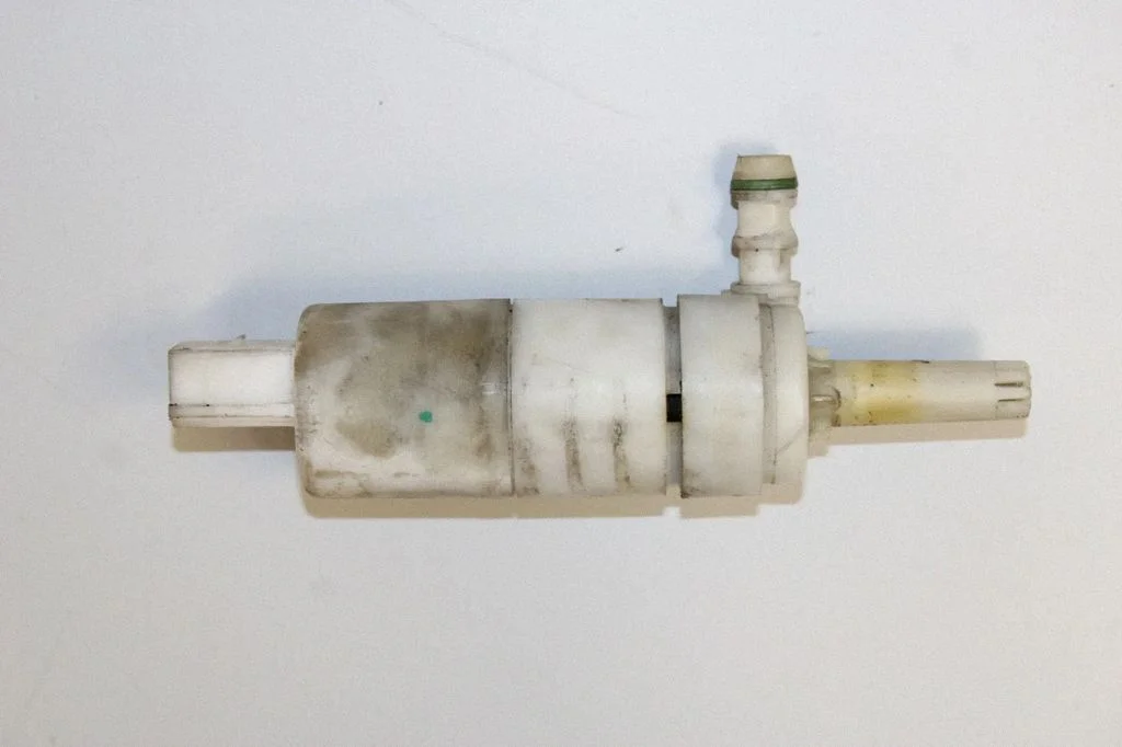 Windscreen/windshield washer pump