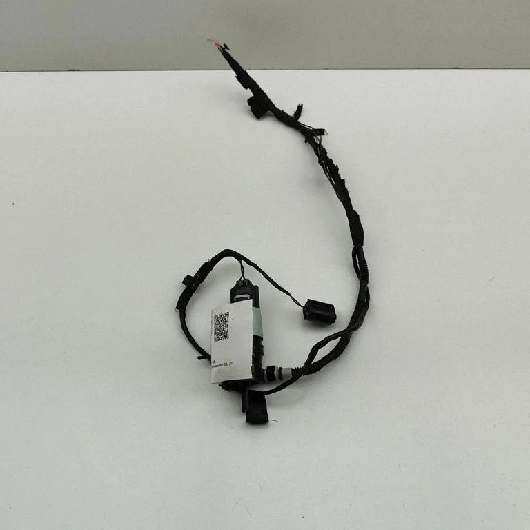 Windscreen/windshield washer pump – BMW 3 Series G20 G21 (2019-)