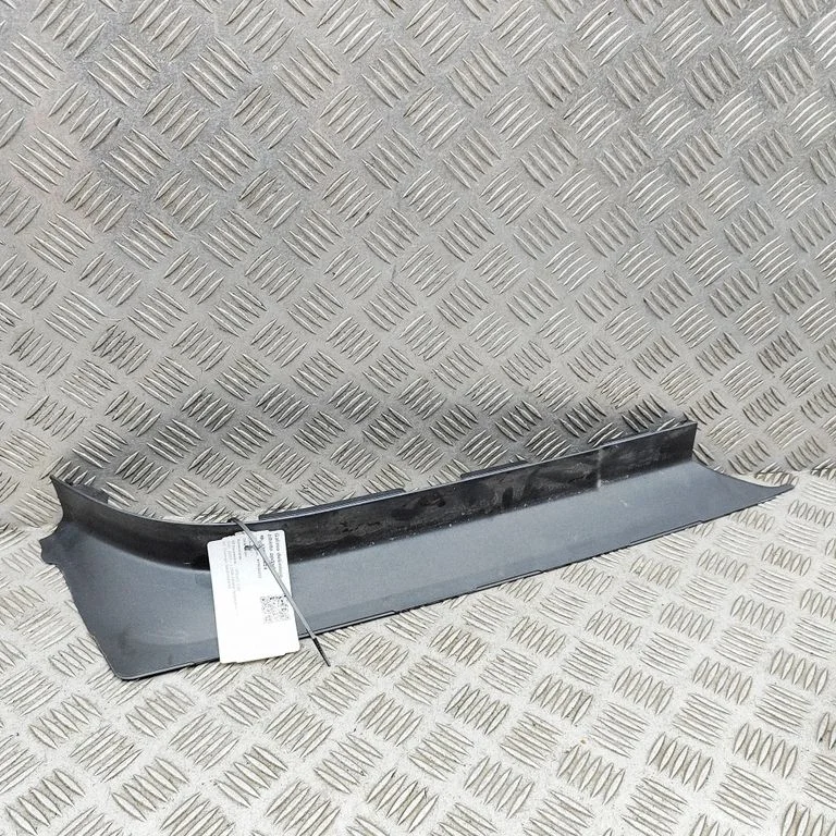 Tagatule liist (dekoorriba) 31655423 – Volvo EC40 (2024-)
