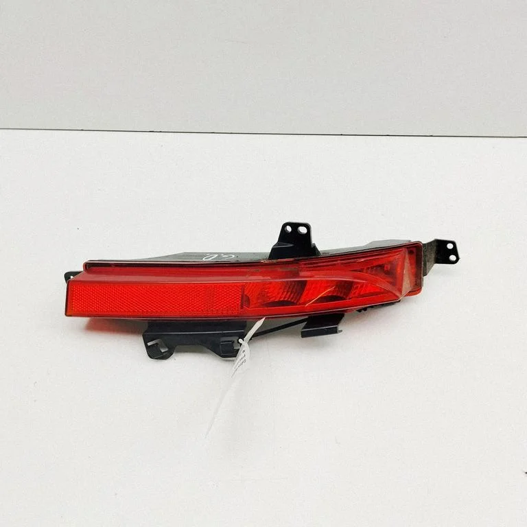 Lampa przeciwmgielna tylna FK7215K272AA