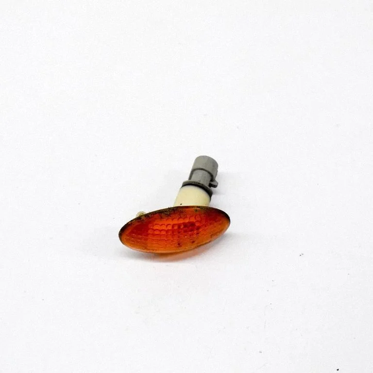 Spārna pagrieziena lukturis 90386318
