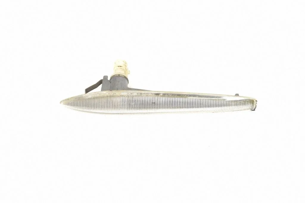 Spārna pagrieziena lukturis 60691106