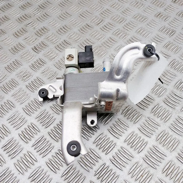 Air conditioning (A/C) expansion valve LJ9H10C708AE