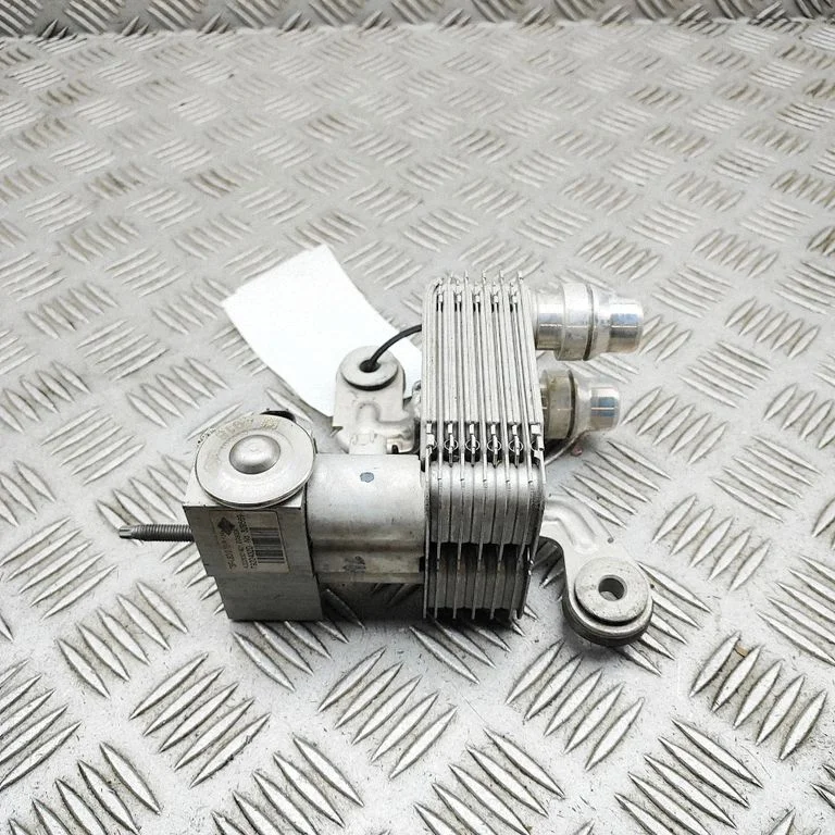 Air conditioning (A/C) expansion valve – Mercedes-Benz ML-Class W166 (2012-2017)