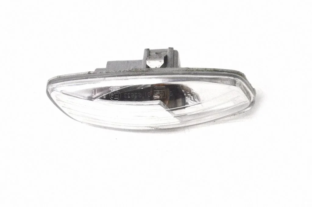 Mirror indicator light