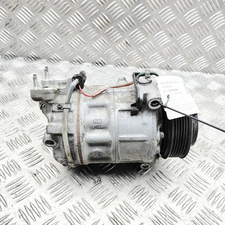 Air conditioning (A/C) compressor (pump) CPLA19D69AF