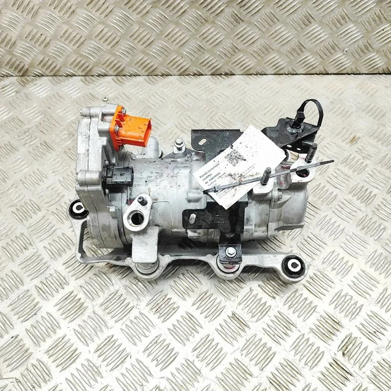Air conditioning (A/C) compressor (pump) PZ3119D623BC