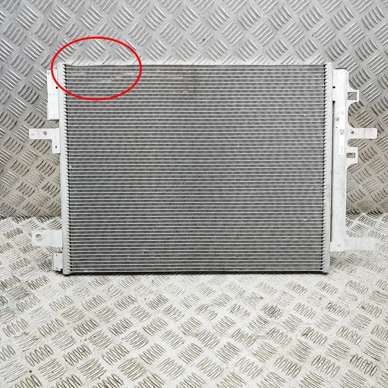 Gaisa kondicioniera dzesēšanas radiators (kondensators) 9838258780