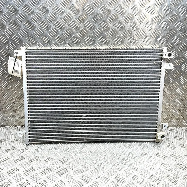 Kliimaseadme jahutusradiaator (kondensaator) 1522650700