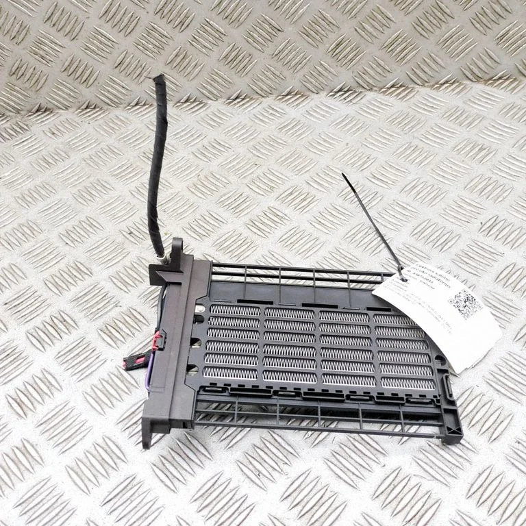 Elektriskais salona krāsniņas radiators 5Q0963235E