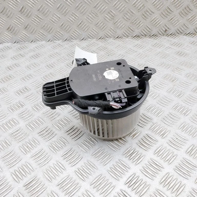 Heater fan/blower L1MH19846AC