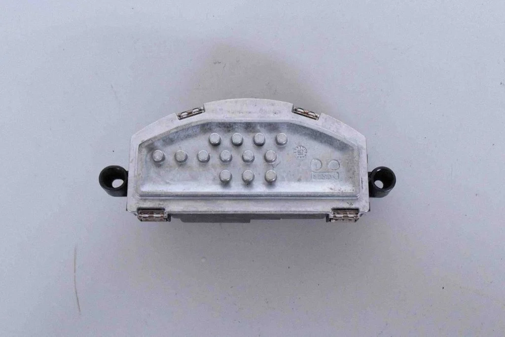 Krāsniņas ventilatora rezistors (reostats) – Volvo XC90 (2014-)