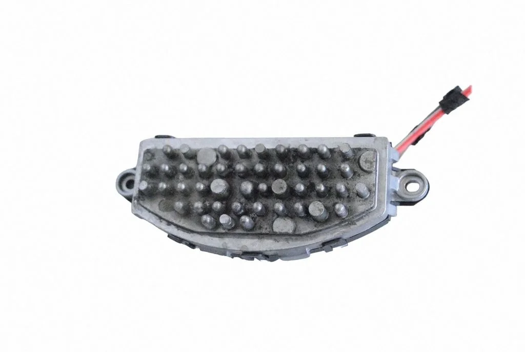 Krāsniņas ventilatora rezistors (reostats) – BMW 4. sērija F32 F33 (2013-2020)