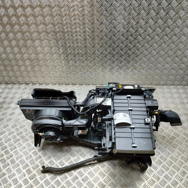 Interior heater climate box assembly 600736600E