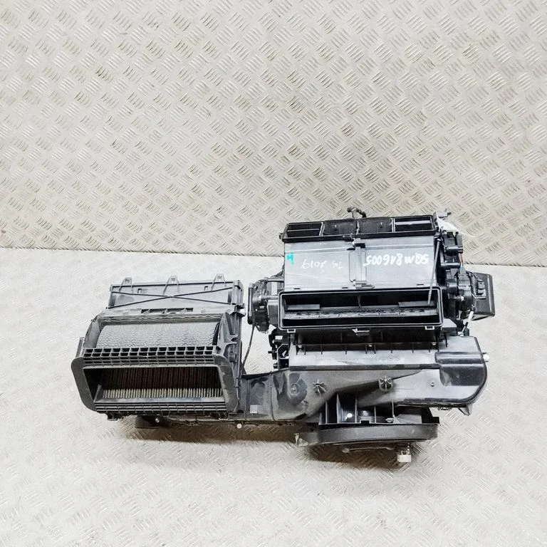Interior heater climate box assembly – Volkswagen Tiguan Allspace (2017-)