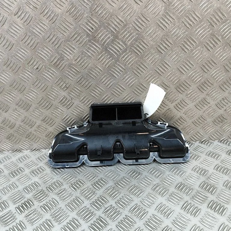 Cabin air duct channel A1678301800
