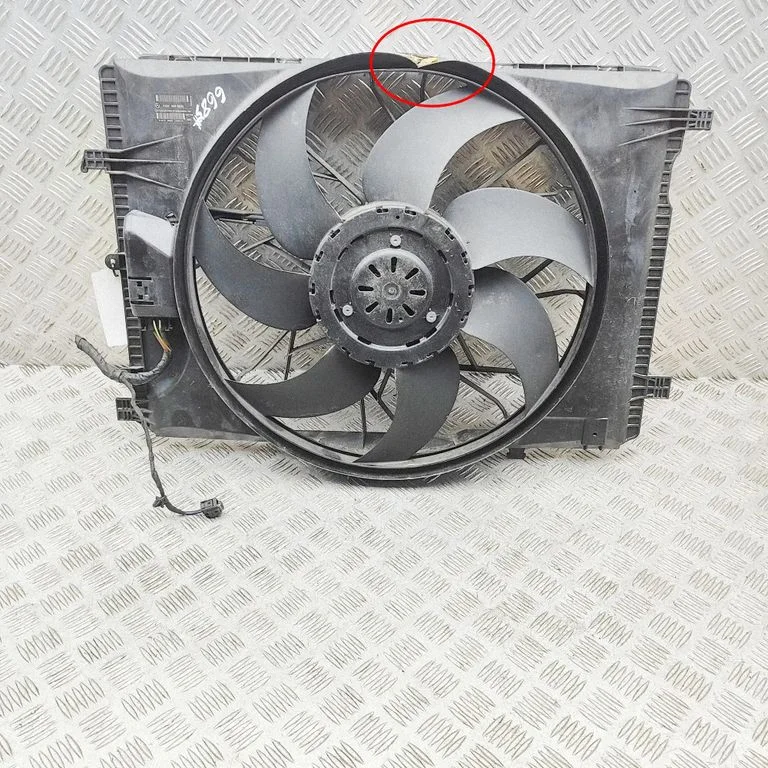 Radiator cooling fan shroud A2045400788